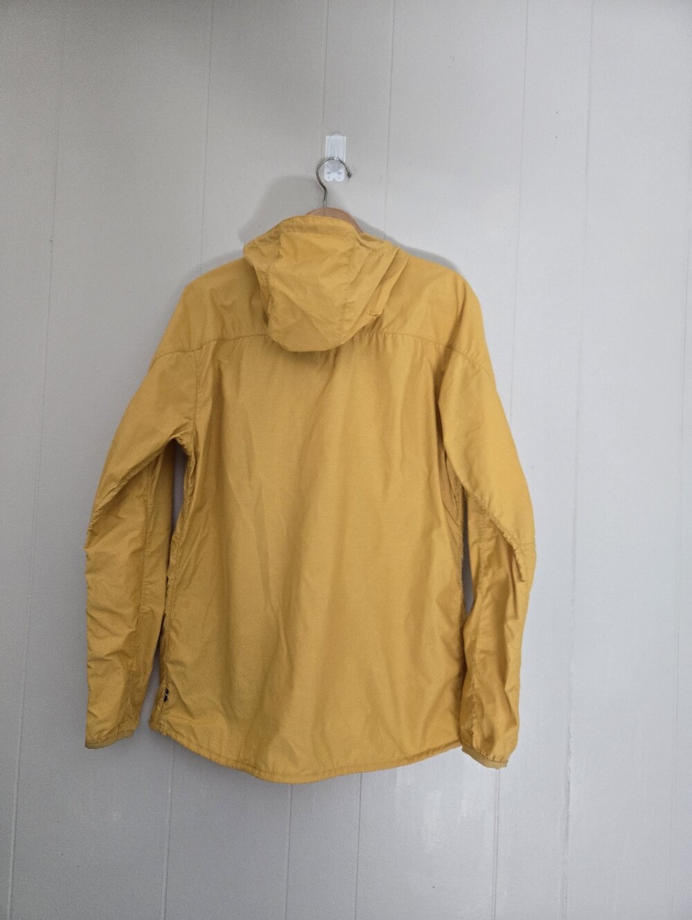 Fjallraven High Coast Wind Jacket Yellow Hooded Windbreaker Lightweight M - Picture 4 of 13